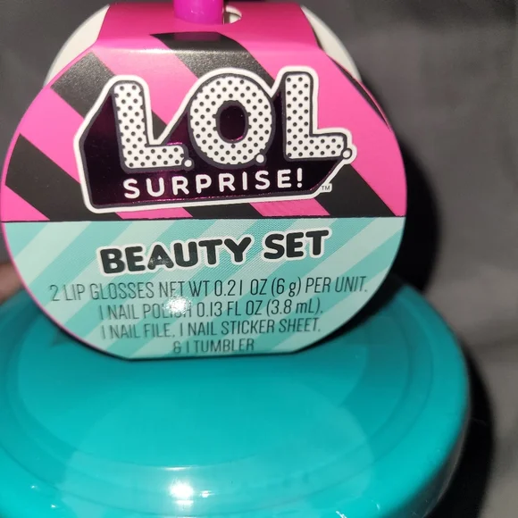 2/$25 LOL Surprise Beauty Bundle - Picture 4 of 4
